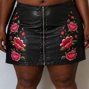 Forever-21 faux leather and floral skirt 3x